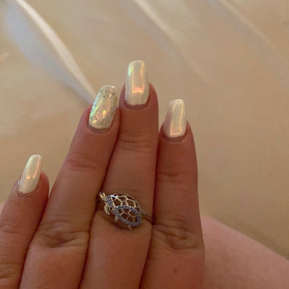 Fragrant jewel ring